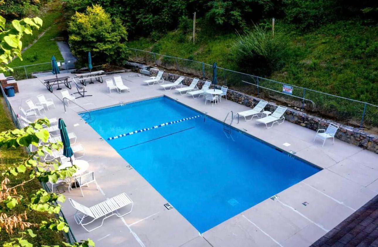 Bearadise Retreat At English Mountain Condo เซอเวียร์วีล ภายนอก รูปภาพ